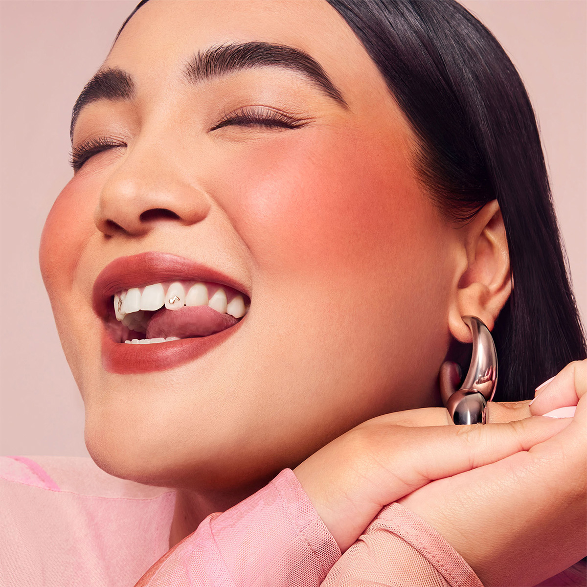 MINI BLUSH & LUMINIZE TRIO (SET DE MAQUILLAJE PARA ROSTRO)